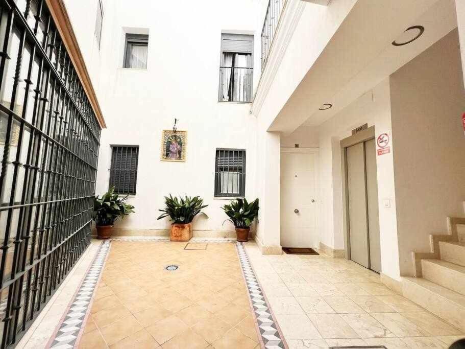 Appartement Aym Places Buen Viaje Parking Incluido à Séville Extérieur photo