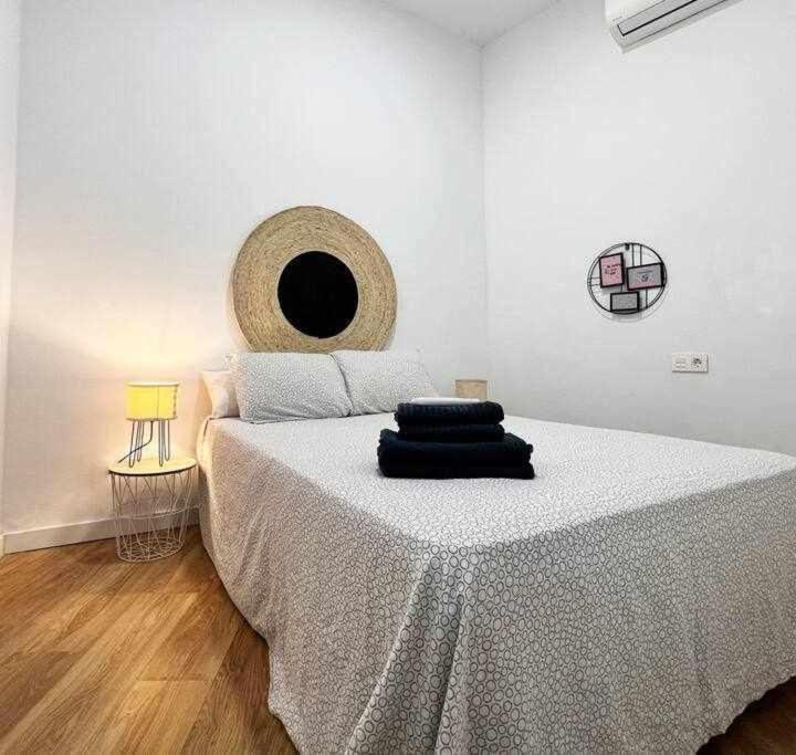 Appartement Aym Places Buen Viaje Parking Incluido à Séville Extérieur photo